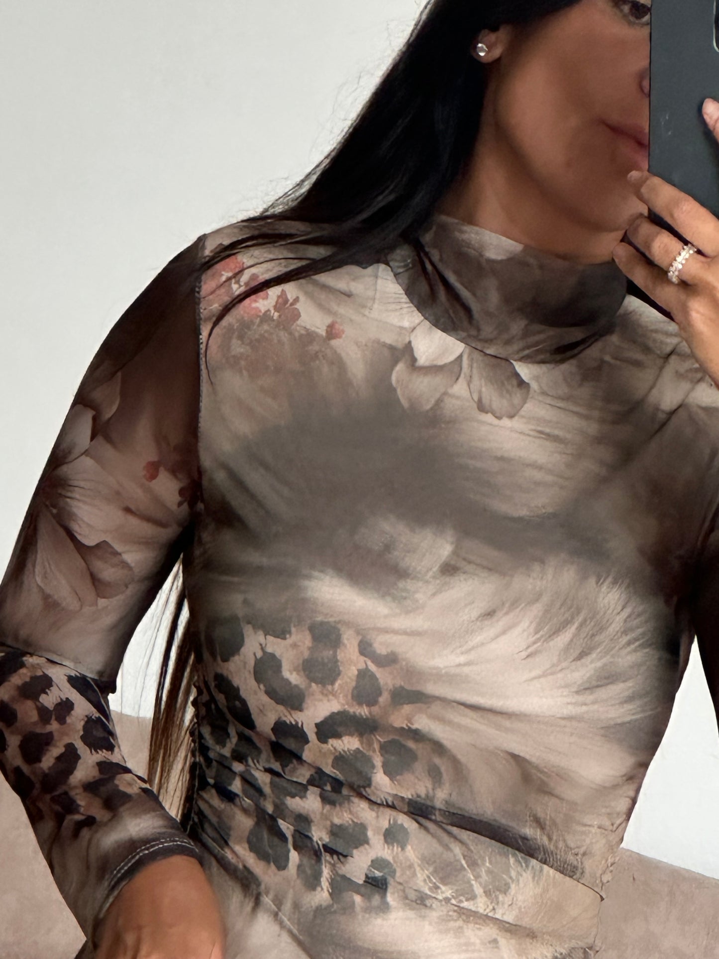 Robe Sharon