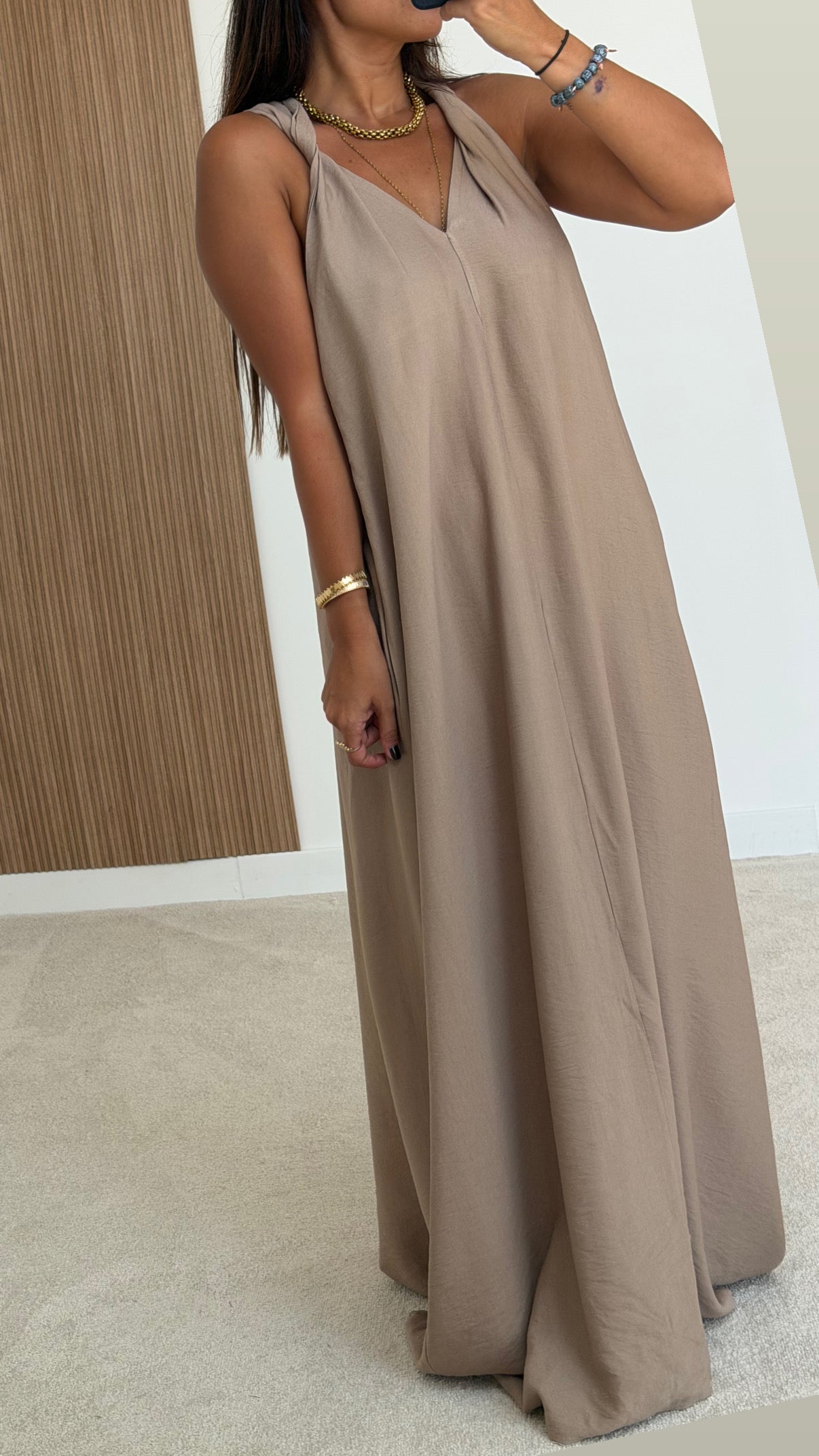 Robe Laury